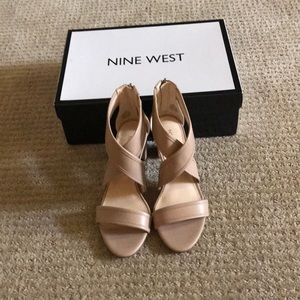 Like new Nine West chunky heels